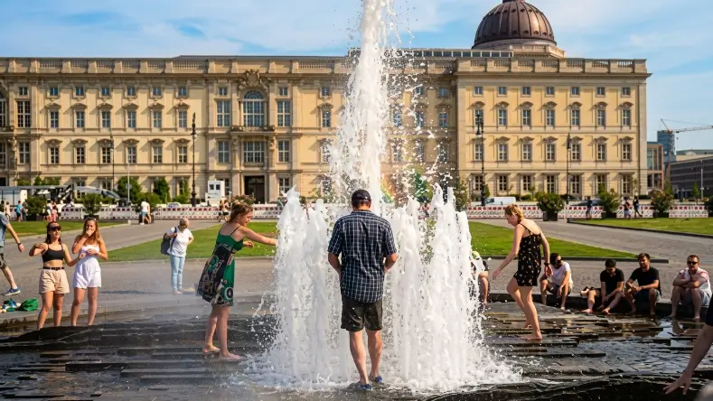 Nächste Hitzewelle Deutschland 2026: DWD warnt vor 40 Grad im August nächste hitzewelle deutschland